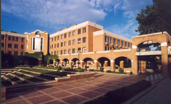 高等研究中心外景。（郭海军 摄）